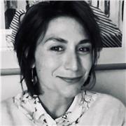 Insegnante di lingue preparata impartisce lezioni francese, inglese e spagnolo, tutti i livelli